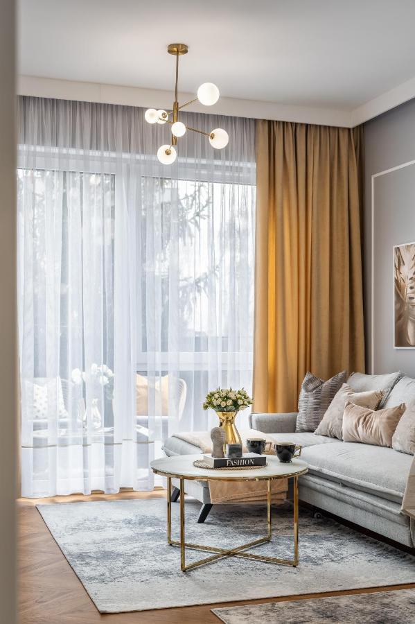 Apartmenteight By Rentoom Торунь Екстер'єр фото